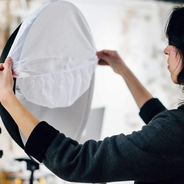 Generic Beauty Dish 16in-42cm Standard Reflector With Honeycomb Grid- White Diffuser Sock - Image 4