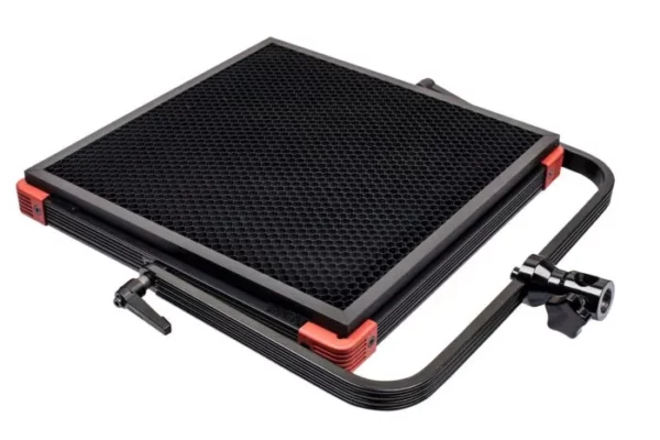SWIT PL-E60 3 Kit 60W Portable Bi-color SMD Panel LED light - Image 4