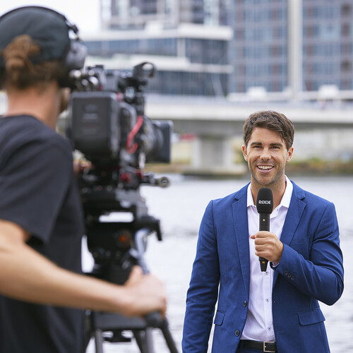 RODE Interview PRO Wireless Handheld Condenser Microphone - Image 3