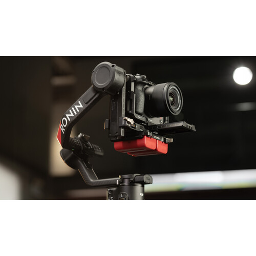 Tilta Power Passthrough Plate Kit for DJI RS 4 (V-Mount) - Image 9