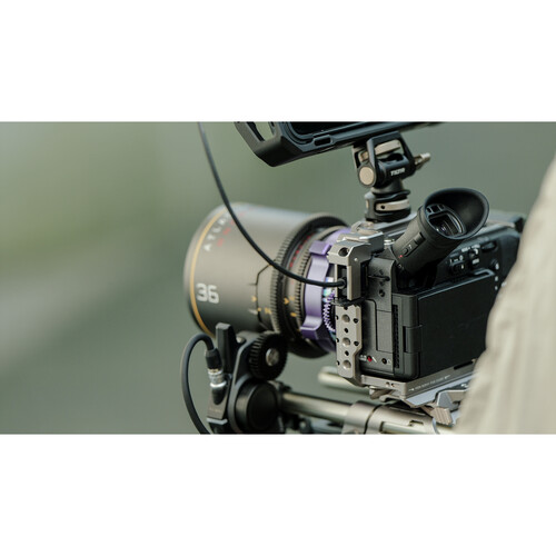 Tilta Full Camera Cage for Sony FX2 (Black) - الصورة 7